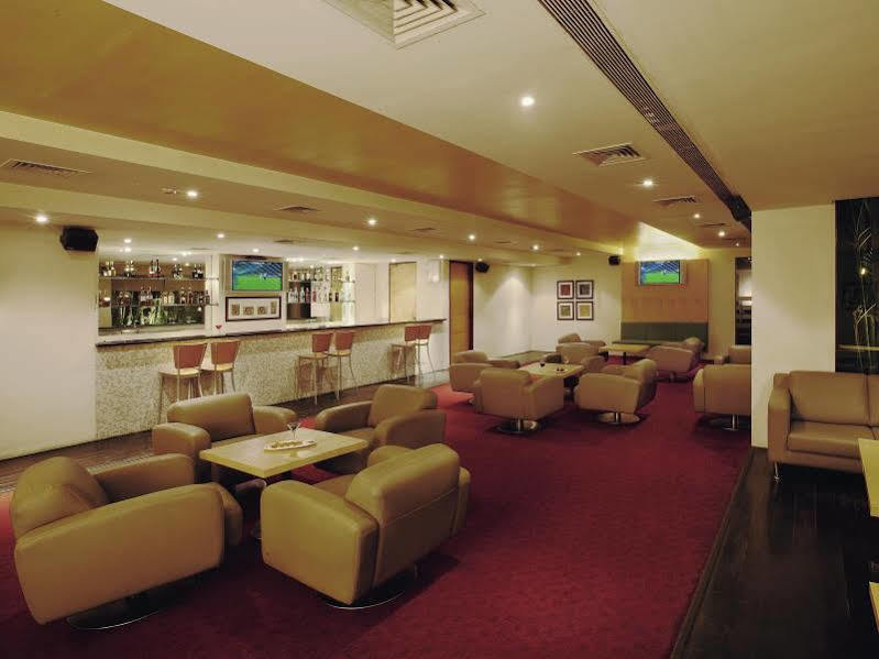 Radha Hometel Bangalore Extérieur photo