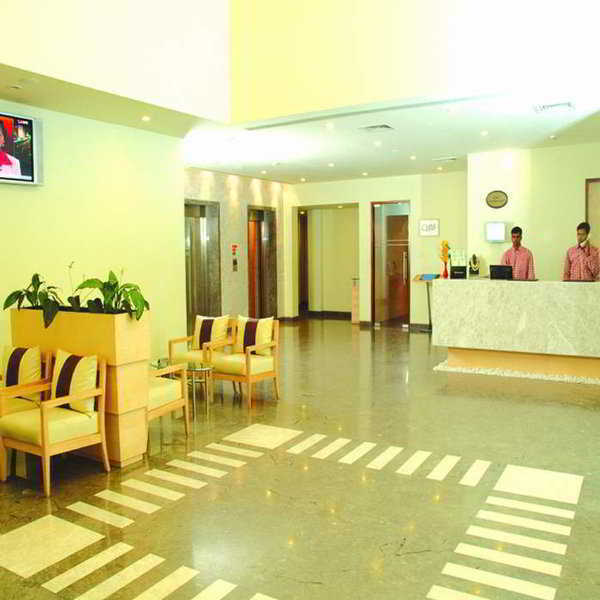Radha Hometel Bangalore Extérieur photo